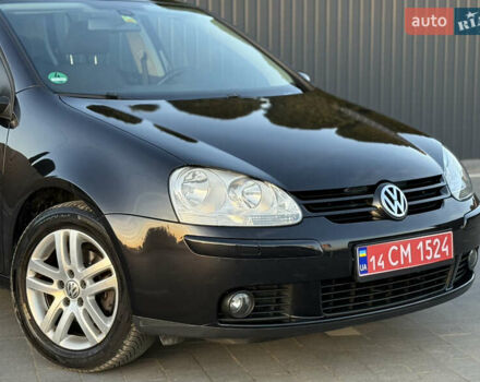 Черный Фольксваген Гольф, объемом двигателя 1.4 л и пробегом 211 тыс. км за 5690 $, фото 31 на Automoto.ua