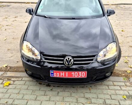 Черный Фольксваген Гольф, объемом двигателя 1.6 л и пробегом 212 тыс. км за 7099 $, фото 4 на Automoto.ua