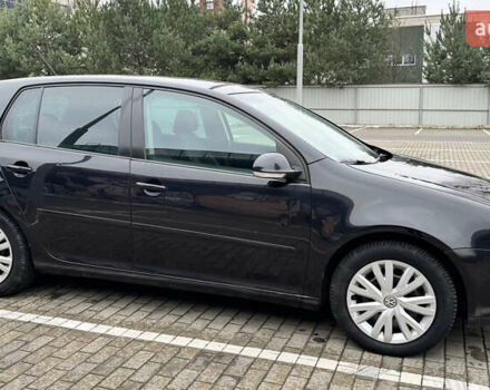 Черный Фольксваген Гольф, объемом двигателя 1.39 л и пробегом 242 тыс. км за 6999 $, фото 4 на Automoto.ua