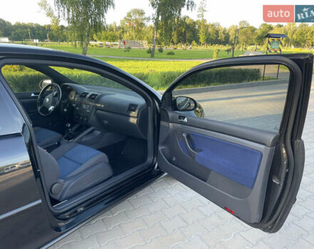 Черный Фольксваген Гольф, объемом двигателя 1.6 л и пробегом 340 тыс. км за 4999 $, фото 9 на Automoto.ua