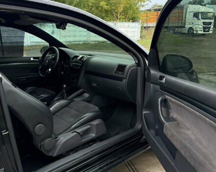 Чорний Фольксваген Гольф, об'ємом двигуна 1.97 л та пробігом 287 тис. км за 4500 $, фото 9 на Automoto.ua