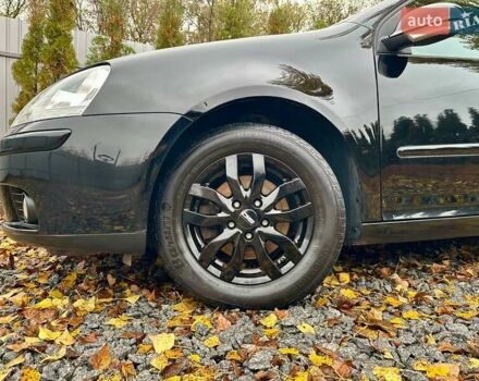 Черный Фольксваген Гольф, объемом двигателя 1.6 л и пробегом 215 тыс. км за 6300 $, фото 18 на Automoto.ua