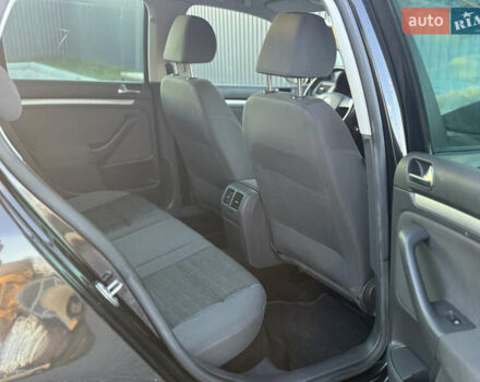 Чорний Фольксваген Гольф, об'ємом двигуна 1.4 л та пробігом 211 тис. км за 5650 $, фото 52 на Automoto.ua