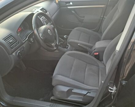 Черный Фольксваген Гольф, объемом двигателя 2 л и пробегом 287 тыс. км за 5799 $, фото 2 на Automoto.ua