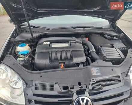 Черный Фольксваген Гольф, объемом двигателя 1.6 л и пробегом 198 тыс. км за 6499 $, фото 33 на Automoto.ua