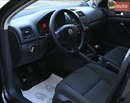 Чорний Фольксваген Гольф, об'ємом двигуна 1.4 л та пробігом 212 тис. км за 5555 $, фото 4 на Automoto.ua