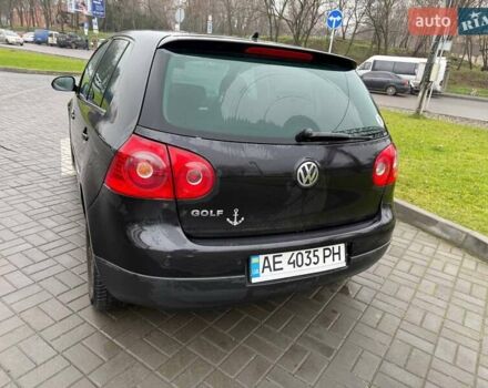 Черный Фольксваген Гольф, объемом двигателя 1.6 л и пробегом 225 тыс. км за 7300 $, фото 10 на Automoto.ua