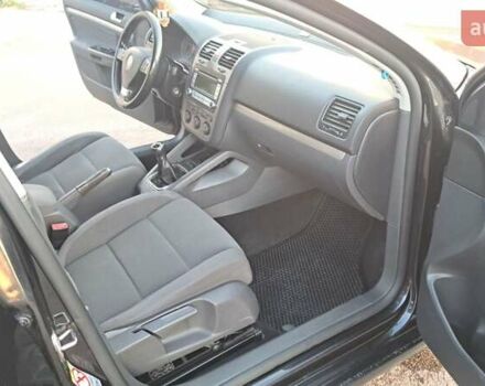 Чорний Фольксваген Гольф, об'ємом двигуна 1.98 л та пробігом 287 тис. км за 5799 $, фото 6 на Automoto.ua