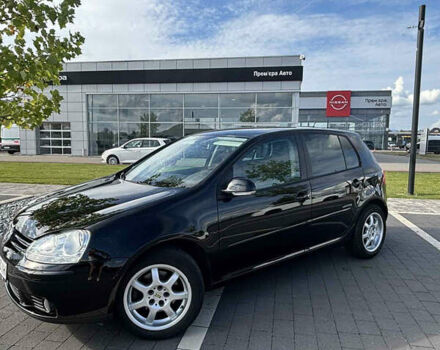 Черный Фольксваген Гольф, объемом двигателя 1.39 л и пробегом 214 тыс. км за 6450 $, фото 2 на Automoto.ua