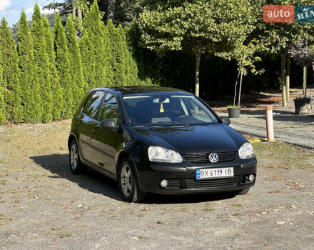 Черный Фольксваген Гольф, объемом двигателя 1.9 л и пробегом 333 тыс. км за 5200 $, фото 4 на Automoto.ua