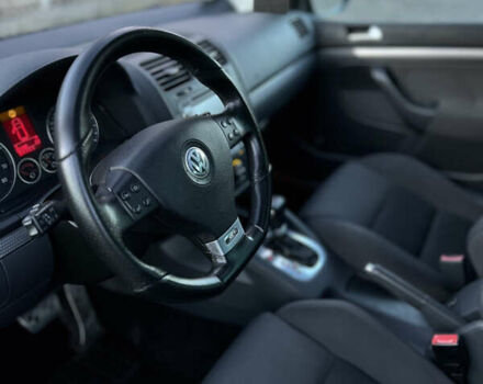 Фольксваген Гольф 2008 в Ровно на Automoto.ua Черный Фольксваген Гольф, объемом двигателя 1.4 л и пробегом 254 тыс. км за 7700 $, фото 11 на Automoto.ua