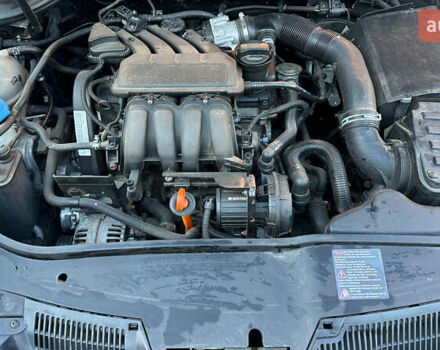 Чорний Фольксваген Гольф, об'ємом двигуна 1.6 л та пробігом 230 тис. км за 7600 $, фото 5 на Automoto.ua