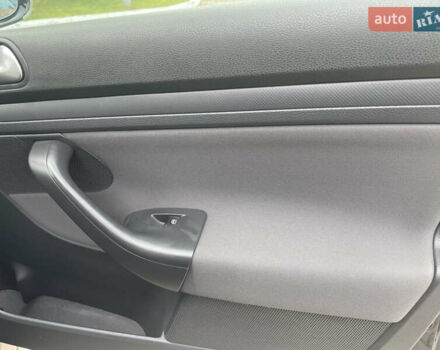 Чорний Фольксваген Гольф, об'ємом двигуна 1.6 л та пробігом 213 тис. км за 5950 $, фото 22 на Automoto.ua