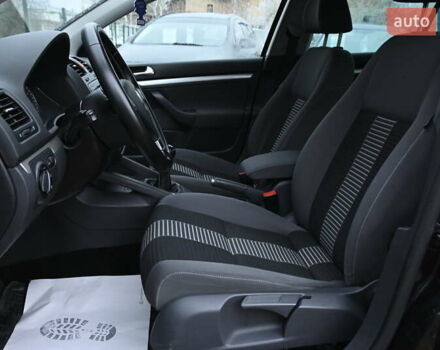 Черный Фольксваген Гольф, объемом двигателя 1.39 л и пробегом 221 тыс. км за 6800 $, фото 14 на Automoto.ua