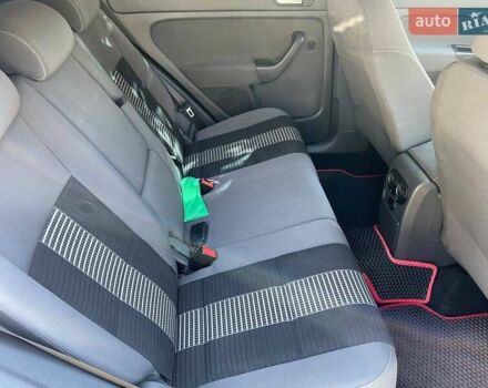 Черный Фольксваген Гольф, объемом двигателя 1.39 л и пробегом 240 тыс. км за 7000 $, фото 7 на Automoto.ua