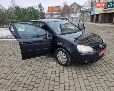 Чорний Фольксваген Гольф, об'ємом двигуна 1.6 л та пробігом 255 тис. км за 6299 $, фото 109 на Automoto.ua