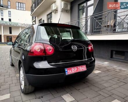 Черный Фольксваген Гольф, объемом двигателя 1.4 л и пробегом 230 тыс. км за 5999 $, фото 6 на Automoto.ua