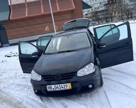 Черный Фольксваген Гольф, объемом двигателя 1.4 л и пробегом 258 тыс. км за 5850 $, фото 16 на Automoto.ua