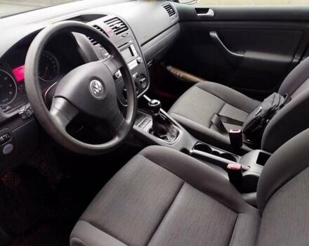 Черный Фольксваген Гольф, объемом двигателя 1.4 л и пробегом 230 тыс. км за 5999 $, фото 11 на Automoto.ua