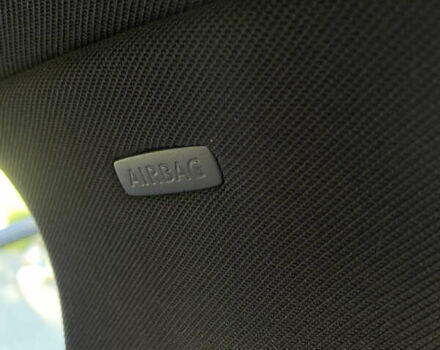 Черный Фольксваген Гольф, объемом двигателя 1.6 л и пробегом 340 тыс. км за 4999 $, фото 37 на Automoto.ua