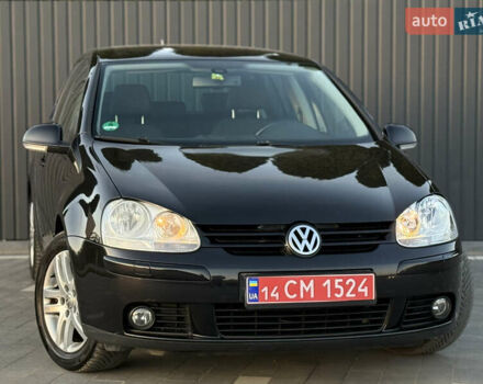 Черный Фольксваген Гольф, объемом двигателя 1.4 л и пробегом 211 тыс. км за 5690 $, фото 27 на Automoto.ua