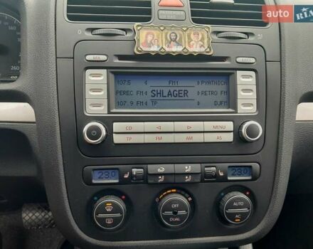 Чорний Фольксваген Гольф, об'ємом двигуна 1.9 л та пробігом 162 тис. км за 5999 $, фото 30 на Automoto.ua