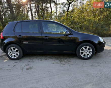 Черный Фольксваген Гольф, объемом двигателя 1.4 л и пробегом 253 тыс. км за 6500 $, фото 5 на Automoto.ua
