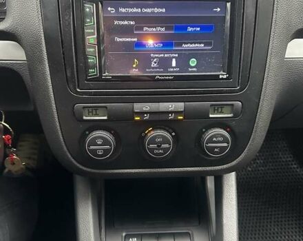 Чорний Фольксваген Гольф, об'ємом двигуна 1.4 л та пробігом 290 тис. км за 4999 $, фото 25 на Automoto.ua