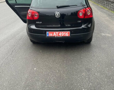 Черный Фольксваген Гольф, объемом двигателя 1.4 л и пробегом 139 тыс. км за 6600 $, фото 4 на Automoto.ua