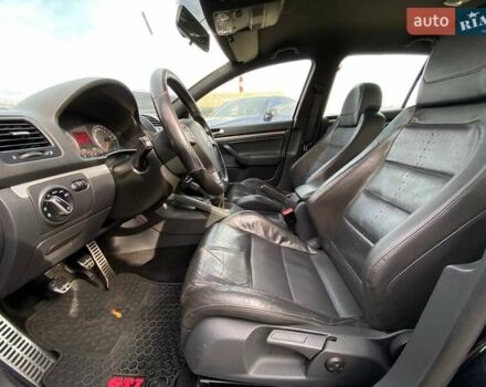 Черный Фольксваген Гольф, объемом двигателя 1.9 л и пробегом 266 тыс. км за 6400 $, фото 10 на Automoto.ua