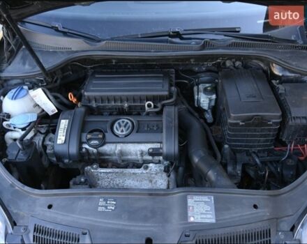 Чорний Фольксваген Гольф, об'ємом двигуна 1.4 л та пробігом 212 тис. км за 5555 $, фото 7 на Automoto.ua