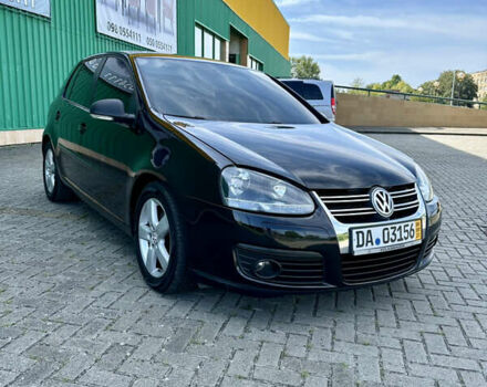 Черный Фольксваген Гольф, объемом двигателя 1.4 л и пробегом 215 тыс. км за 5999 $, фото 7 на Automoto.ua