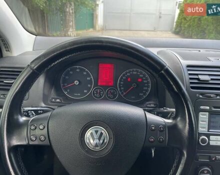 Чорний Фольксваген Гольф, об'ємом двигуна 1.6 л та пробігом 211 тис. км за 6850 $, фото 17 на Automoto.ua