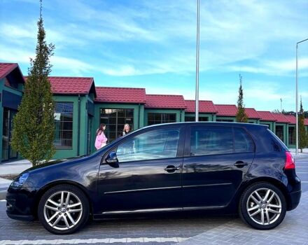 Черный Фольксваген Гольф, объемом двигателя 1.6 л и пробегом 258 тыс. км за 5700 $, фото 2 на Automoto.ua