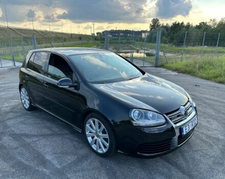 Черный Фольксваген Гольф, объемом двигателя 3.2 л и пробегом 250 тыс. км за 3000 $, фото 6 на Automoto.ua