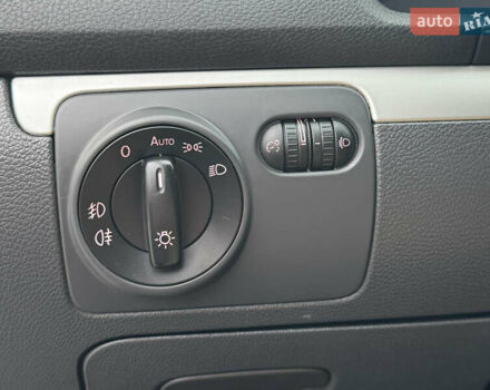 Черный Фольксваген Гольф, объемом двигателя 1.4 л и пробегом 184 тыс. км за 5950 $, фото 17 на Automoto.ua