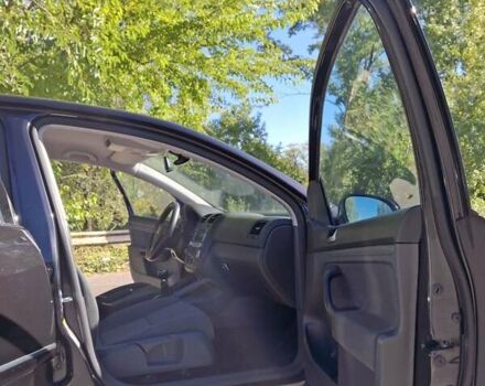 Черный Фольксваген Гольф, объемом двигателя 1.4 л и пробегом 276 тыс. км за 6600 $, фото 17 на Automoto.ua