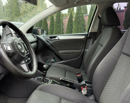 Черный Фольксваген Гольф, объемом двигателя 1.97 л и пробегом 290 тыс. км за 6200 $, фото 13 на Automoto.ua