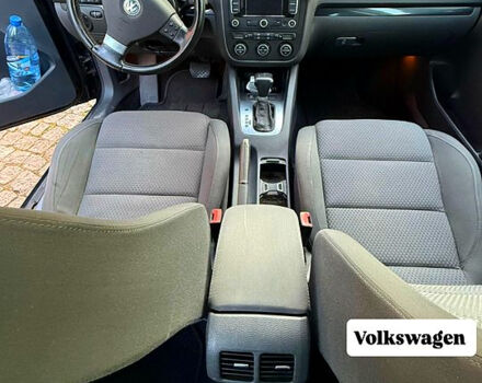 Черный Фольксваген Гольф, объемом двигателя 1.4 л и пробегом 267 тыс. км за 6900 $, фото 5 на Automoto.ua