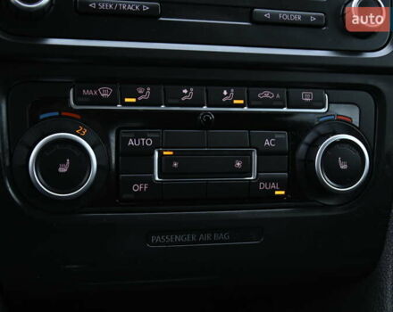 Черный Фольксваген Гольф, объемом двигателя 1.6 л и пробегом 217 тыс. км за 7700 $, фото 25 на Automoto.ua