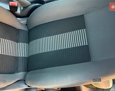 Чорний Фольксваген Гольф, об'ємом двигуна 1.6 л та пробігом 230 тис. км за 7600 $, фото 22 на Automoto.ua