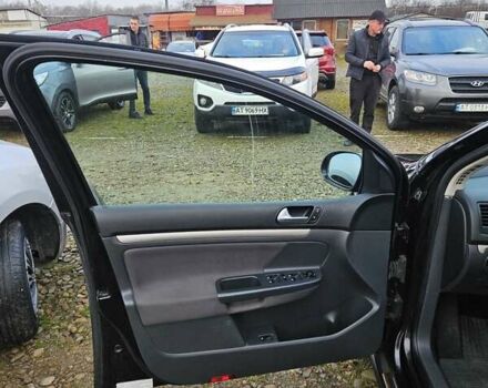 Чорний Фольксваген Гольф, об'ємом двигуна 1.39 л та пробігом 260 тис. км за 5100 $, фото 14 на Automoto.ua