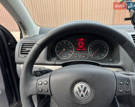 Фольксваген Гольф 2008 в Запорожье на Automoto.ua Черный Фольксваген Гольф, объемом двигателя 1.4 л и пробегом 287 тыс. км за 6600 $, фото 18 на Automoto.ua
