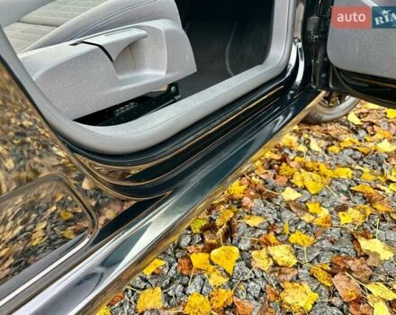 Черный Фольксваген Гольф, объемом двигателя 1.6 л и пробегом 215 тыс. км за 6300 $, фото 110 на Automoto.ua