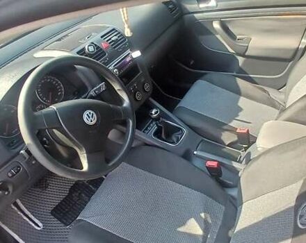 Черный Фольксваген Гольф, объемом двигателя 1.6 л и пробегом 228 тыс. км за 7500 $, фото 7 на Automoto.ua