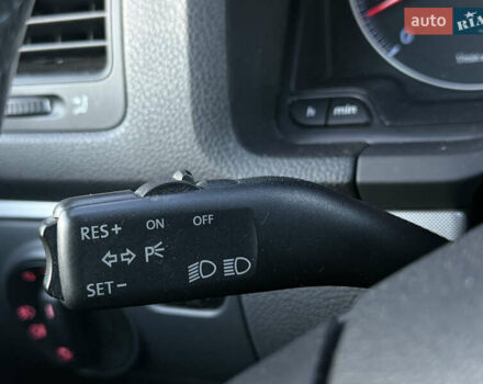 Чорний Фольксваген Гольф, об'ємом двигуна 1.4 л та пробігом 211 тис. км за 5650 $, фото 76 на Automoto.ua