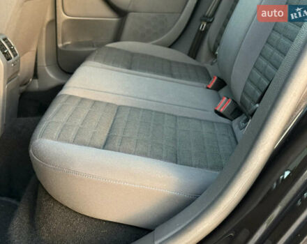 Черный Фольксваген Гольф, объемом двигателя 1.4 л и пробегом 211 тыс. км за 5690 $, фото 59 на Automoto.ua