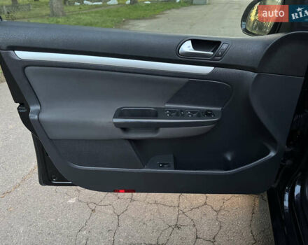 Чорний Фольксваген Гольф, об'ємом двигуна 1.6 л та пробігом 203 тис. км за 6600 $, фото 15 на Automoto.ua