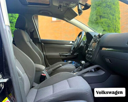 Черный Фольксваген Гольф, объемом двигателя 1.4 л и пробегом 267 тыс. км за 6900 $, фото 4 на Automoto.ua