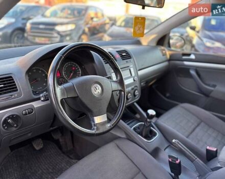 Чорний Фольксваген Гольф, об'ємом двигуна 1.6 л та пробігом 198 тис. км за 6999 $, фото 15 на Automoto.ua